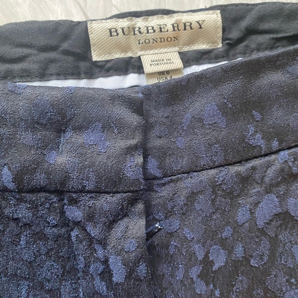 Burberry pants. - Picture 3 of 6